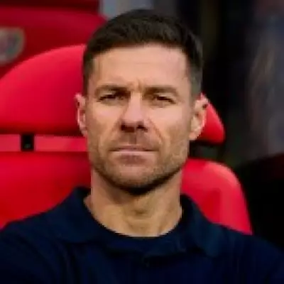 Xabi Alonso Urged to Replace £25m Chelsea Star Robert Sanchez Immediately