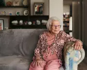 102-Year-Old Holocaust Survivor's Story Connects to Her Berlin Home