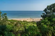 30 Blue Flag Beaches Near London for Perfect Summer Day Trips