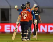 Alice Capsey's 74 Guides England to T20 Series Lead Over New Zealand
