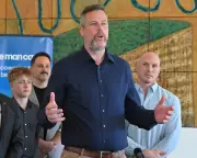 Australian MPs Battle Manosphere Misogyny on National Listening Tour