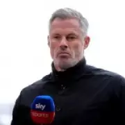 Carragher: Arsenal must win Premier League to boost Champions League final hopes