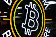 Coinbase to Cut 14% of Workforce Amid AI and Market Volatility