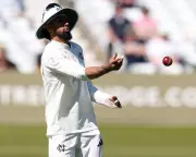 County Championship Day 3: Surrey Dominates, Somerset in Control