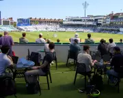 County Cricket Day One: Surrey vs Sussex, Somerset vs Yorkshire