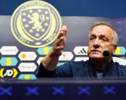 Dick Advocaat Returns to Scotland with Curaçao Before Historic World Cup