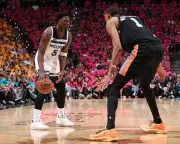 Edwards Returns, Leads Timberwolves Past Wembanyama, Spurs in Game 1