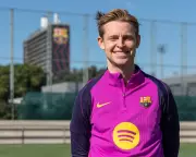 Frenkie de Jong: Refusing to Leave Barcelona and World Cup Pain