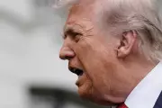 FTSE 100 Set to Fall as Trump Says Iran Peace Deal on 'Life Support'