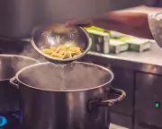 How to Stop Pasta Sticking Together: Expert Tips for Perfectly Cooked Pasta
