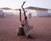 International Aid Sector Must Adapt or Die, Says Former Oxfam CEO