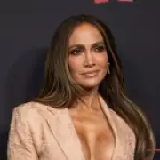 Jennifer Lopez Accused of ‘Peak Celebrity Nonsense’ Over Staged Paparazzi Exit