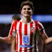 Julian Alvarez Prioritizes Barcelona Move Over Arsenal Transfer Interest