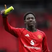 Kobbie Mainoo rejected Chelsea transfer to stay at Manchester United
