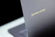 Kospi Breaks 7,000 Mark as Samsung Hits Trillion-Dollar Valuation