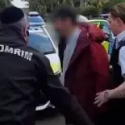 Man arrested for antisemitic abuse on London bus in Hackney