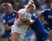 Marlie Packer Scores Four Tries as England Crush Italy 61-33 in Women's Six Nations