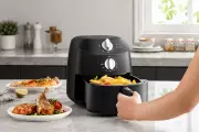 Midea Mini Air Fryer: Compact Kitchen Gadget for Small Spaces