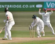 Nottinghamshire vs Surrey: County Championship Live Updates