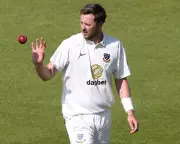 Ollie Robinson: English Cricket's Enigma Eyes Unlikely Test Comeback