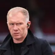 Paul Scholes says Declan Rice 'suits' right-back role amid Arsenal injury crisis