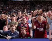 Premier League Final Day: West Ham vs Leeds in Survival Battle