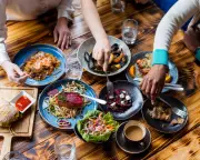Salmonella Cases in England Hit Decade High: 10,406 Infections in 2025