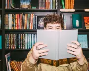 Science fiction looks better in paperback: letters on hardbacks