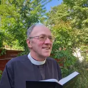 South London Reverend Overturns LTN Fine Over Obscured Signs
