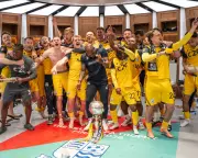 Southend United Win FA Trophy: Emotional Wembley Victory Over Wealdstone