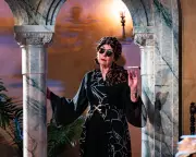 Sunset Boulevard Stage Adaptation Lacks Purpose Despite Strong Performances