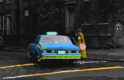 Taxi Driver Warns Woman of Follower, Ensures Safe Return Home