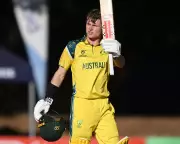 Teen Prodigy Ollie Peake Set for Australia Debut in Pakistan ODIs