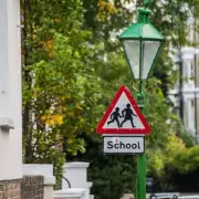 TfL to Ban Cars on 200 More London Roads Outside Schools to Boost Walking