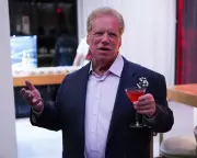 Trump Admin Contract with Elliott Broidy Under Scrutiny