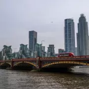 Vauxhall Bridge Bans Heavy Vehicles Over 18 Tonnes from July 1