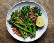 Vegetarian Iron Absorption Tips: Boost with Vitamin C