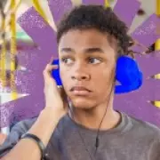 Why Some Commuters Choose Not to Wear Headphones on Public Transport