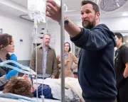 Why UK A&E Doctors Say The Pitt Is the Most Realistic Medical Drama