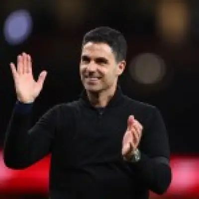 Arsenal join Man Utd and Liverpool in £80m race for Bournemouth's Alex Scott