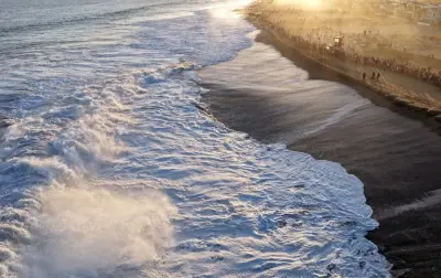 California King Tides Cause Deaths, Urge Precautions Along Coast