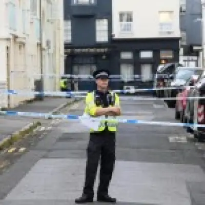Knife-wielding attacker tackled by public in Brighton street assault