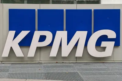 KPMG cuts UK contractors in cost-saving drive