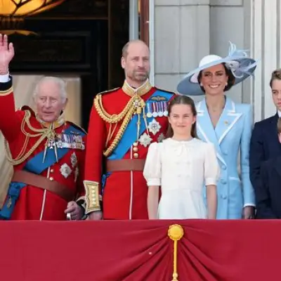Lip reader reveals King Charles' balcony order to Charlotte and Louis