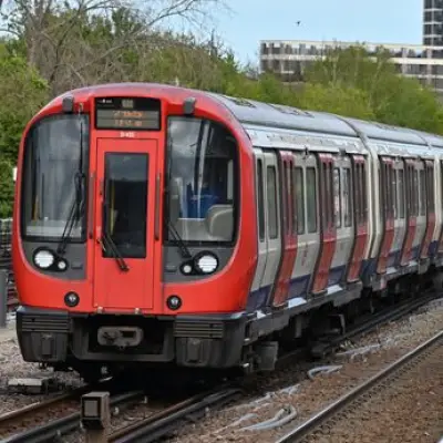 London Underground Severe Delays on District and Mildmay Lines at Rush Hour