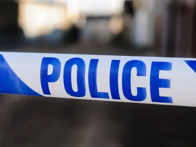 Teenager, 17, fatally stabbed in Battersea street fight; police appeal