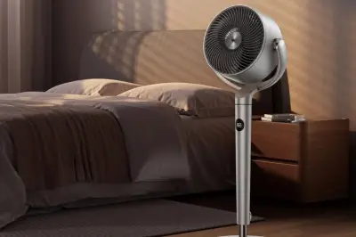 Upgraded to Powerful Standing Fan After Decades-Old Desk Fan Failed in Heatwave
