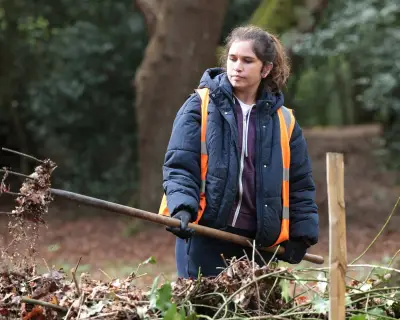 Young adults with learning disabilities help plant London Tree Ring