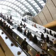 3 London stations with same name baffle tourists: Canary Wharf confusion