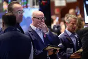 AI stocks plunge as US markets sell off amid valuation fears